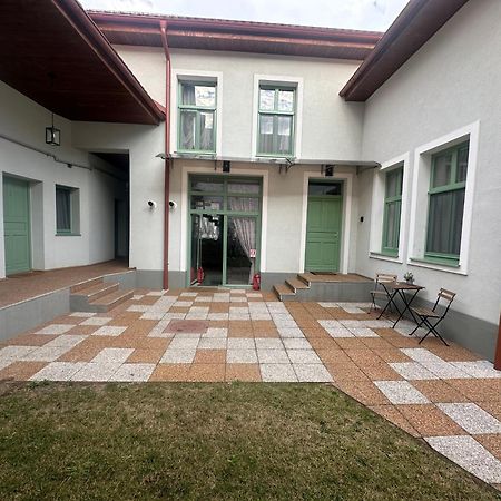 Aparthotel Casa 1901 Baia Mare Exterior foto